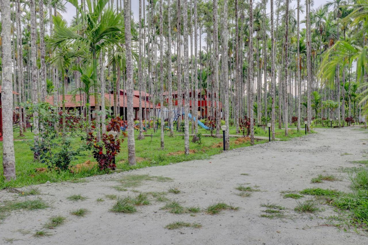 Ezzenza Areca Resort Madikeri Exterior photo